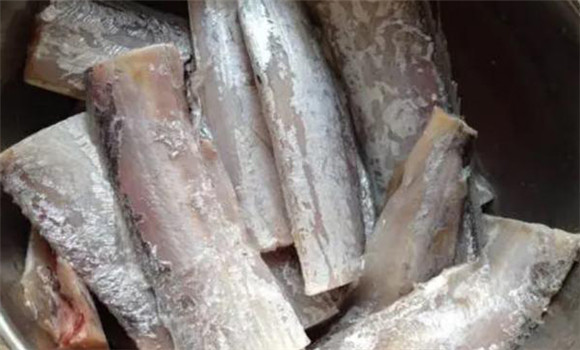 帶魚發(fā)黃能吃嗎？