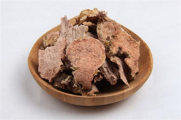 紅景天有益氣活血、清肺止咳的作用